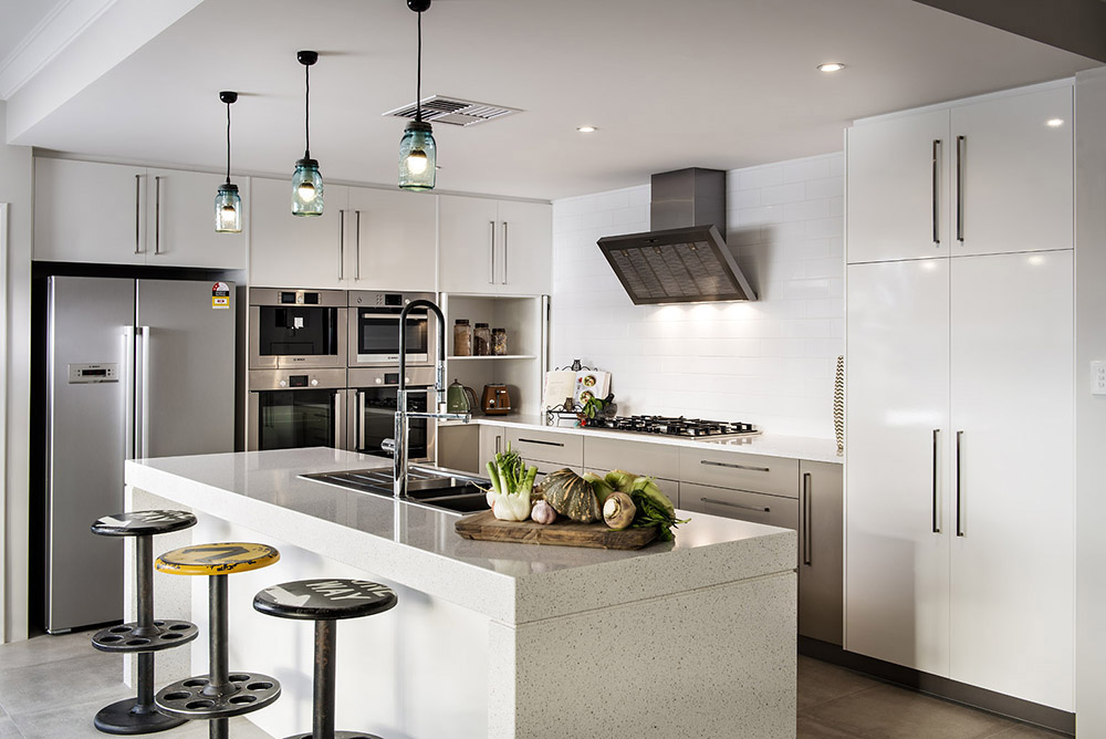 Highbury-homes-single-storey-house-designs-perth-builder-compass-kitchen-island-energy-efficient