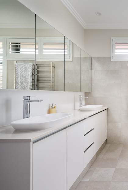 highbury-homes-customer-review-perth-builder-single-storey-homes-mount-hawthorn-bathroom